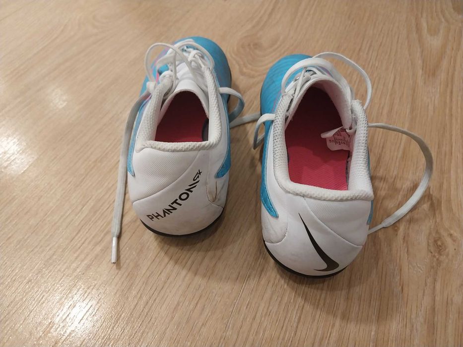 Chuteiras nr 32 - nike