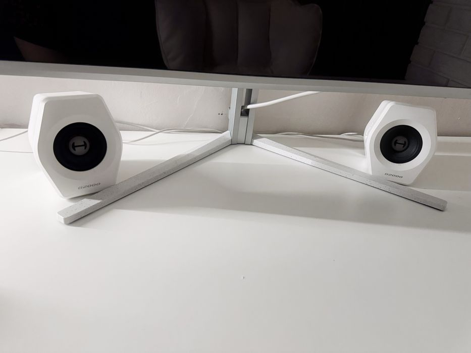 Edifier hecate G2000 – białe głośniki 2.0