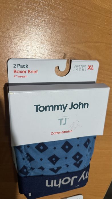боксери tommy john