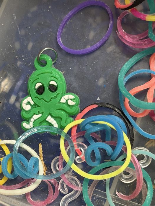 Мега-набір Loom Bands: 3 великі бокси резинок + станки та гачки