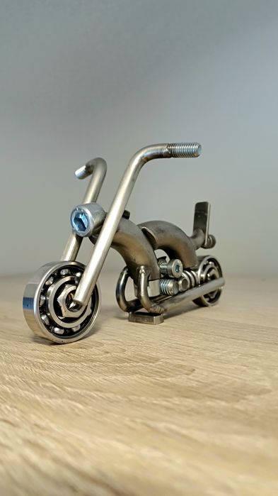 Motor Chopper Motocykl Harley miniatura model handmade metalowa figurka rzeźba