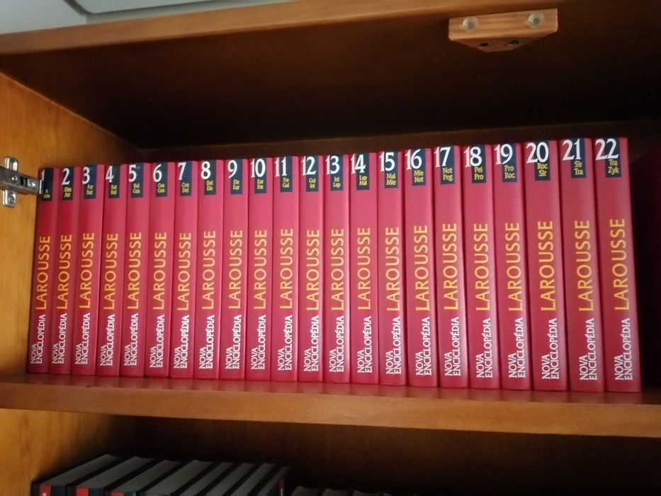 Nova Enciclopédia Larousse