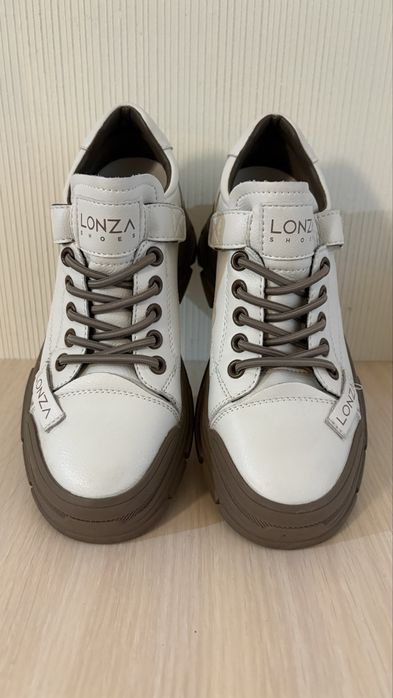 Шкіряні кросівки lonza, снікерси lonza