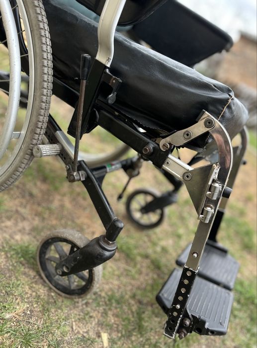 Инвалидная коляска в отличном состоянии