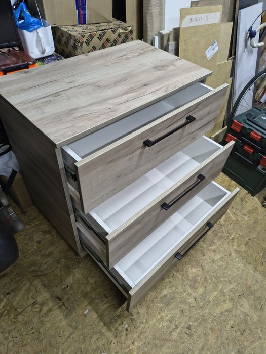 Продам новий КОМОД