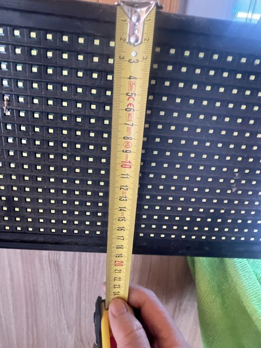 Світодіодна вивіска для реклами бігова строка