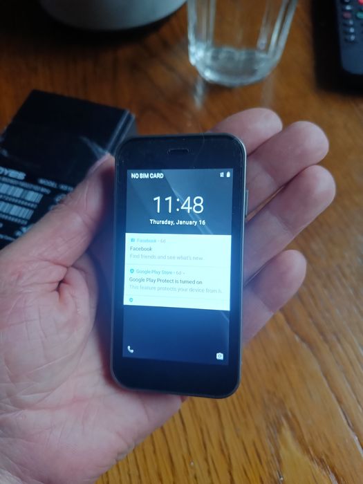 Smartfon Mini srebrny