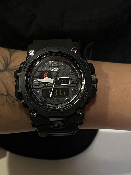 Годинник чоловічій водостійкий тактичний