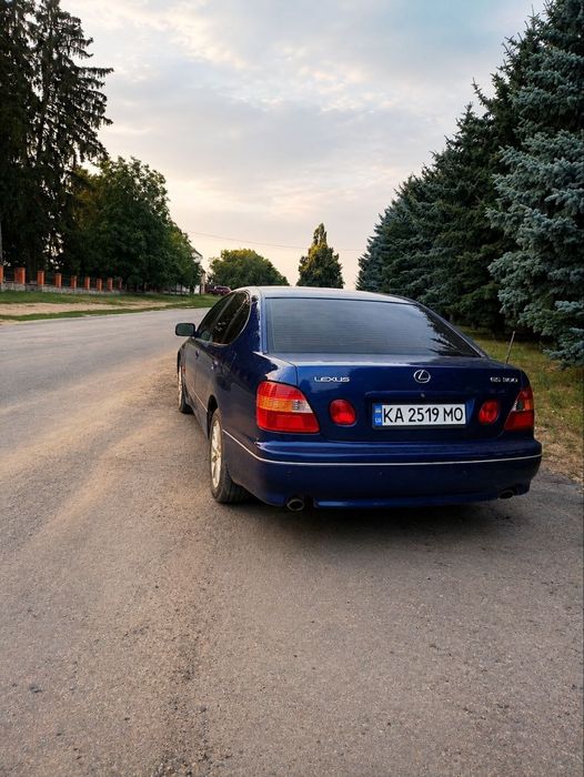 Продам lexus gs300