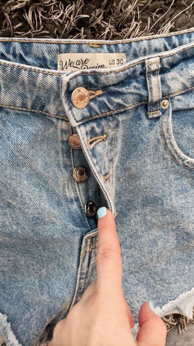 Sexy spodenki jeansowe mega 28 30
