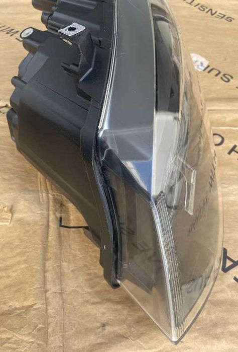 otica frontal ESQ VW polo V (6R) fase 1 / CrossPolo