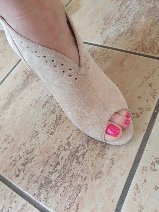 Botki open toe 38 Vinceza