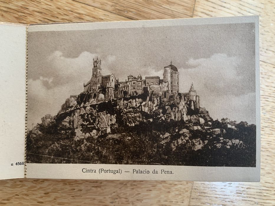 Notebook with 7 postcards titled “Souvenir of Sintra”. 1920s–1930s64739772342530124