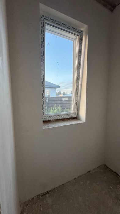Затишний окремий будинок з чистовим оздобленням в передмісті Києва, 5 соток