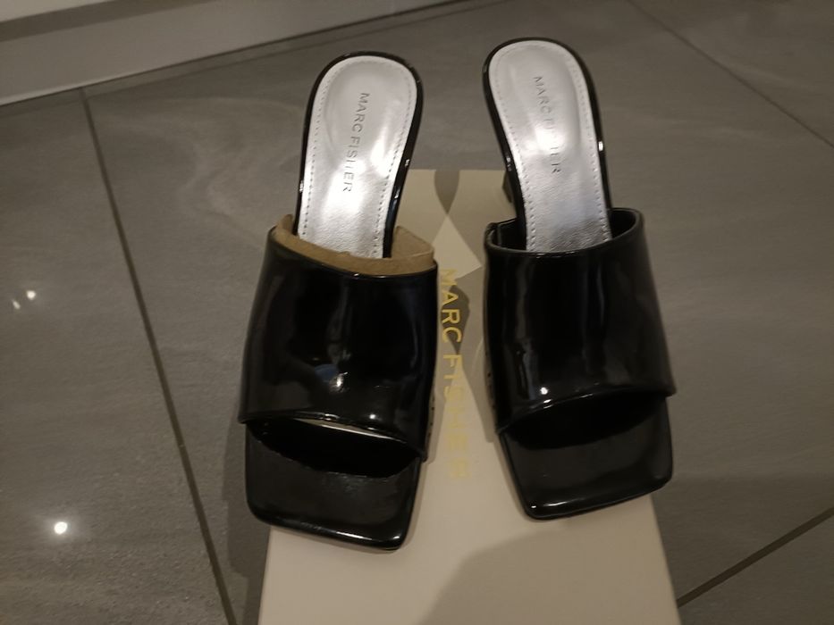 Lakierki czarne - klapki - CCC nowe r. 35/36