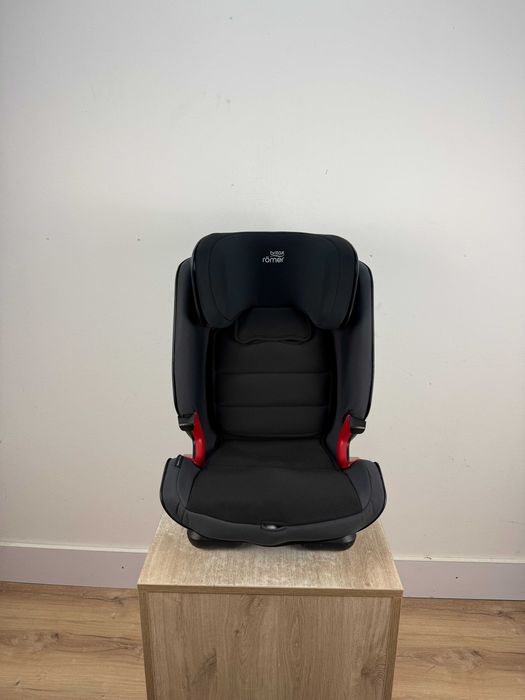 Fotelik samochodowy Britax Romer Advansafix IV R 9-36kg