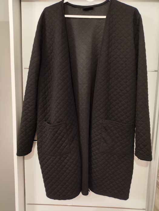 Czarny kardigan narzutka z kieszeniami roz.44/46