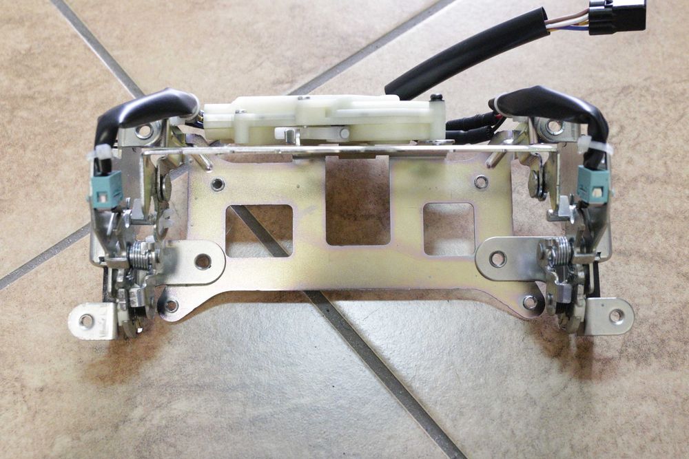 3611 Mechanizm kufra centralnego Honda Goldwing GL 1800 |2018+