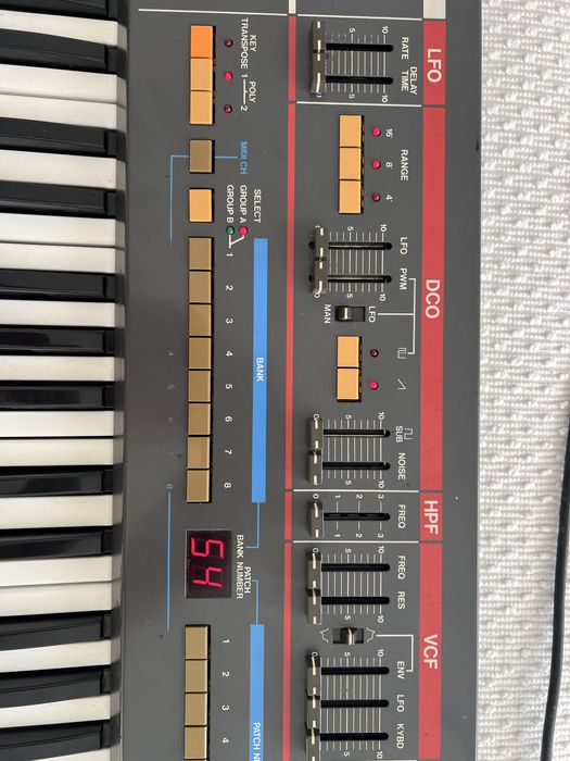 Roland Juno 106