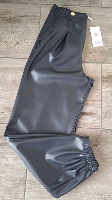 Spodnie Minouu joggery eko skórka hit jesieni