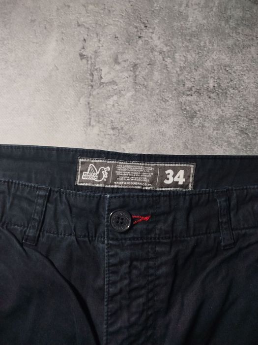 Шорти Peaceful Hooligan