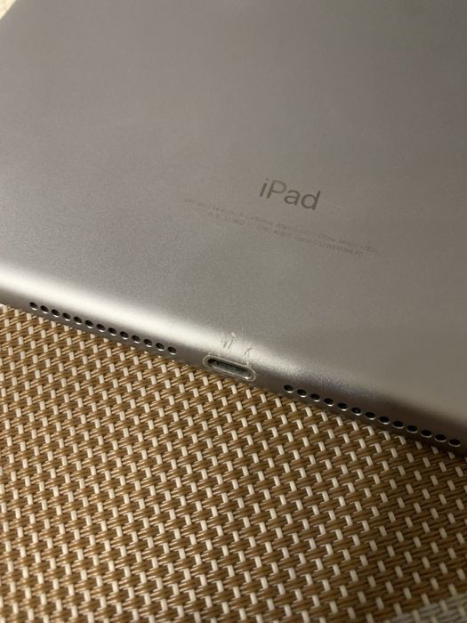 iPad 5 покоління | 128 GB | Wi-Fi