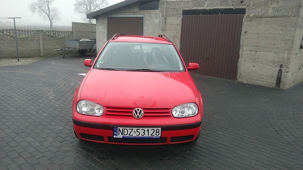 Golf 4 1.6 benzyna-LPG, Hak
Samochõd sprawny i zadbany, ładn