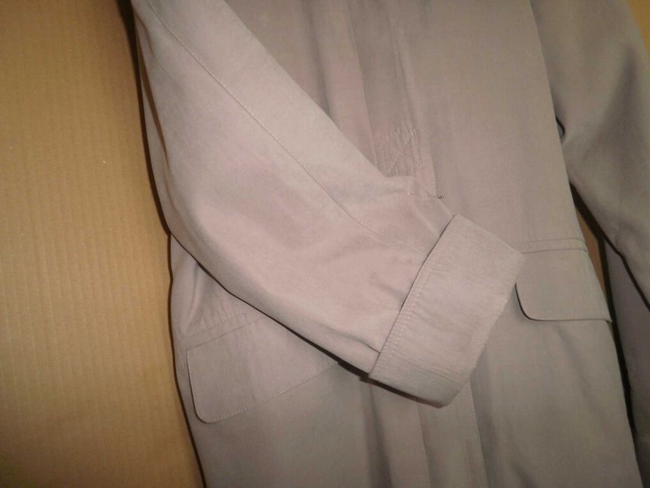 Плащ женский, короткий