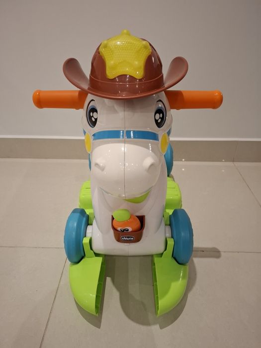 Chicco Baby Rodeo konik interaktywny jeździk bujaczek bujak 3W1
