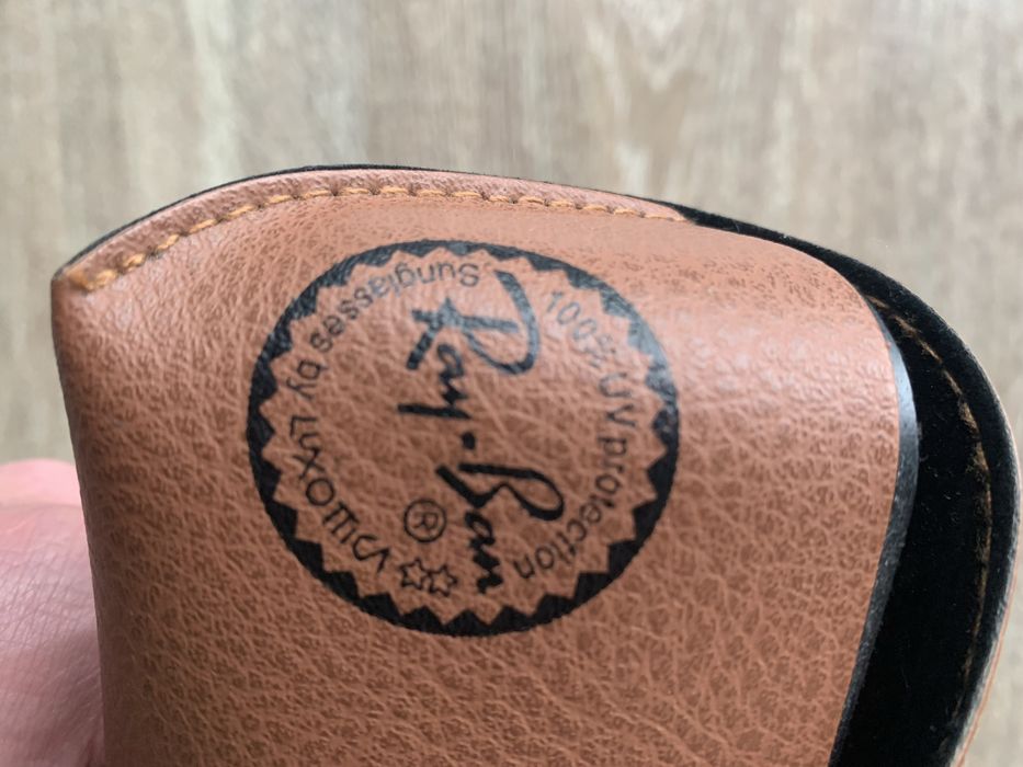 Caixa Ray-Ban usada
