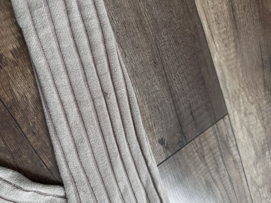 Golfik bezowy z guziczkami sinsay xs