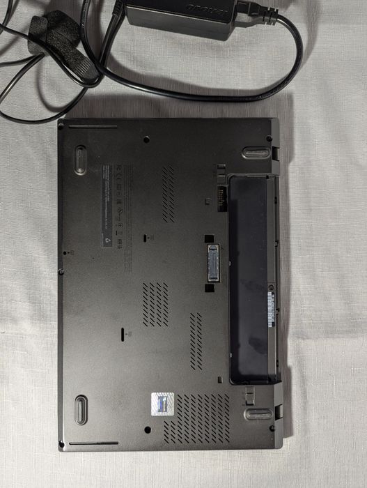 Lenovo ThinkPad T440S  8gb ram i5 120gb SSD bateria 2,5h Windows 7