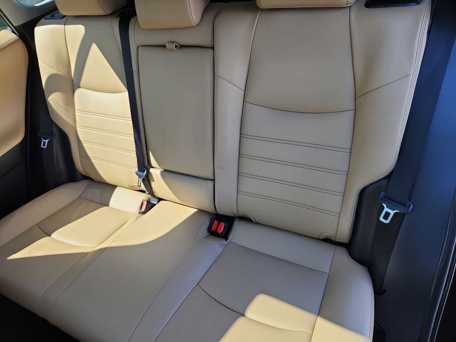 Toyota RAV4 Limited      2021