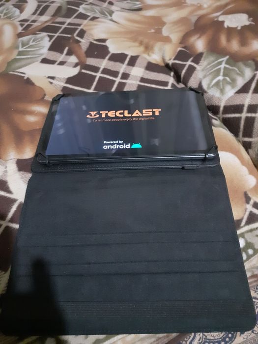 Продам плашет10,5"