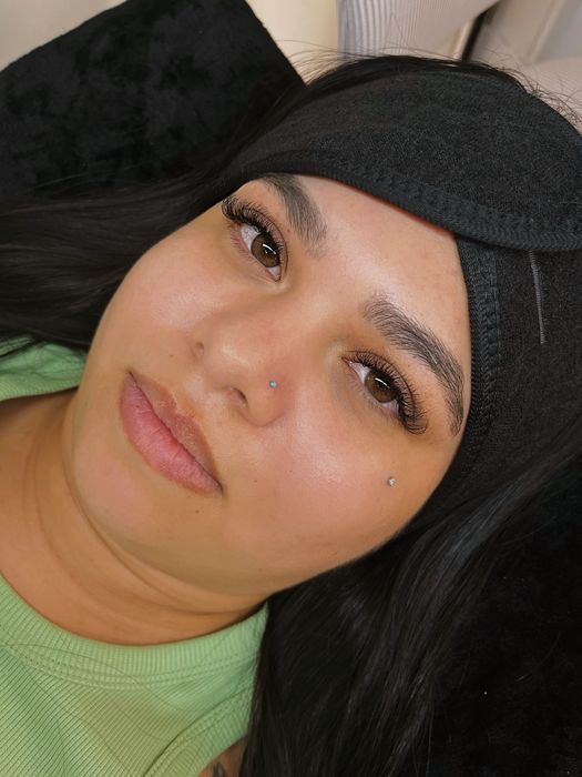 Extensão de Pestanas e Micropigmentação