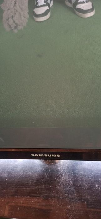 Samsung 42 całe slim pilot  okazja duży tv