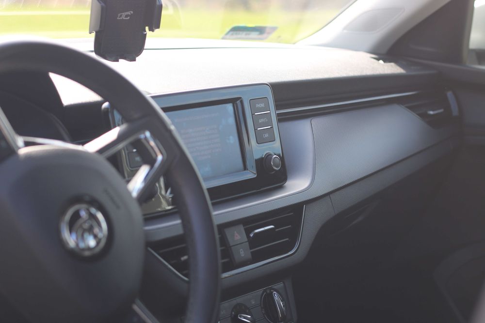 WYNAJEM ekonomiczna Skoda Scala wypożyczalnia