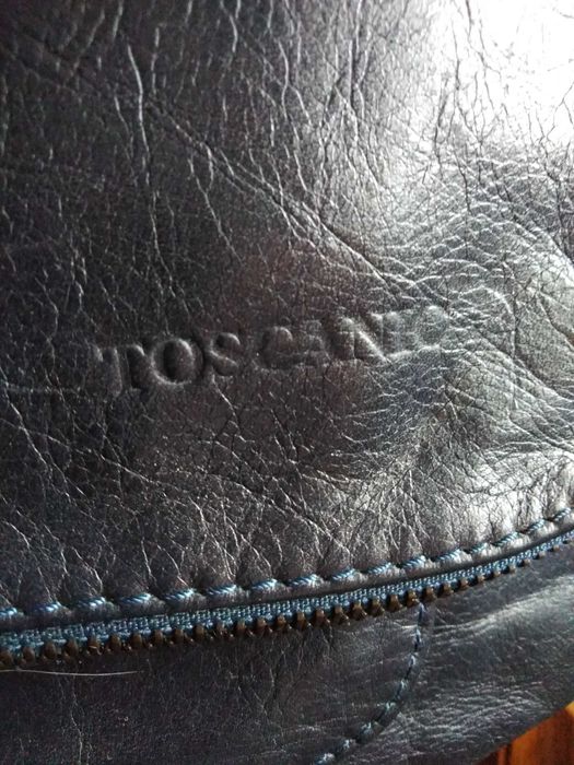 Śliczna, modna granatowa torba, firmy Toscanio. Na paseczku.