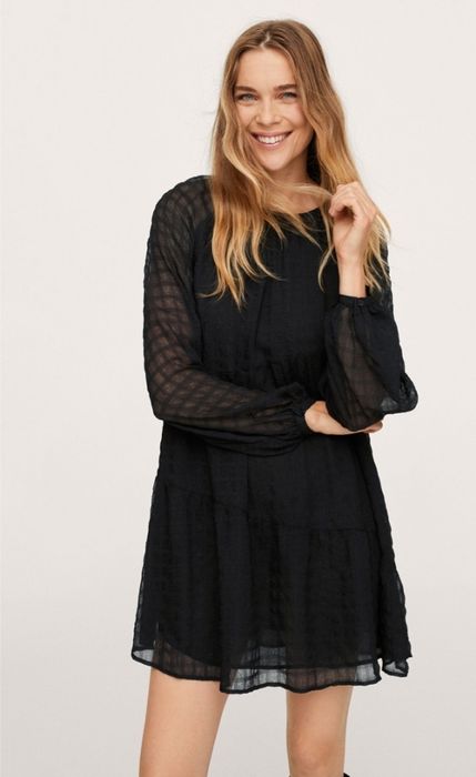 Saldos - Vestidos mulher, manga comprida, novos, marca Mango