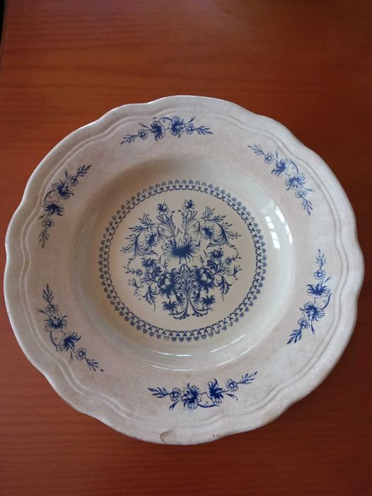 Decorative Plates443821612734228480