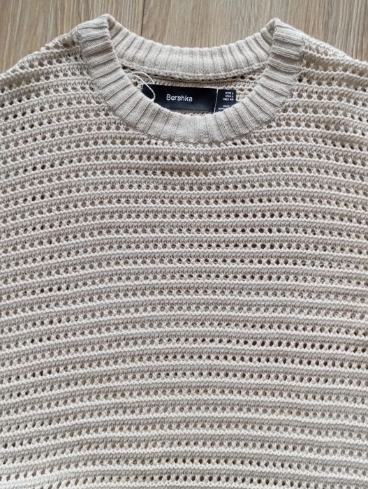 Bershka - sweter ażurowy