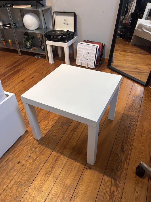 Mesa de apoio LACK (IKEA)