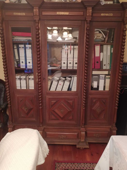 Secretária com armário em separado