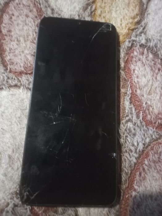 Продам телефон редбет е3