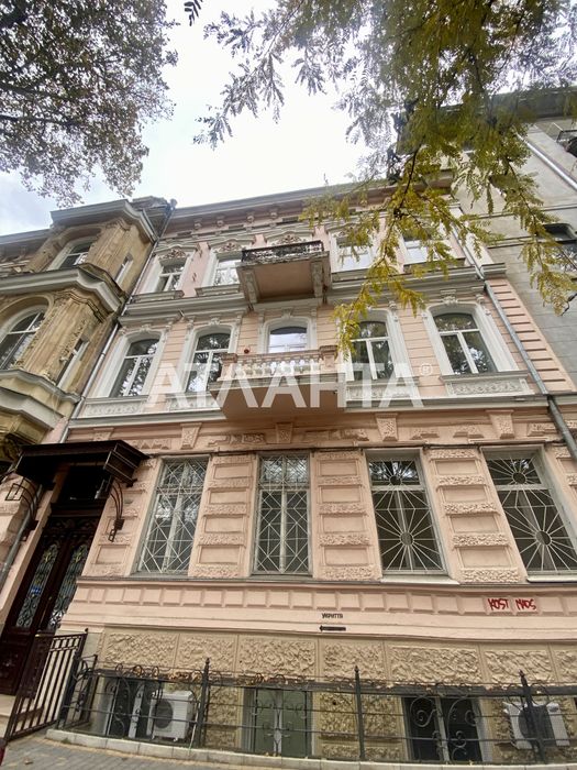 Центр Толстого Четырехкомнатная квартира