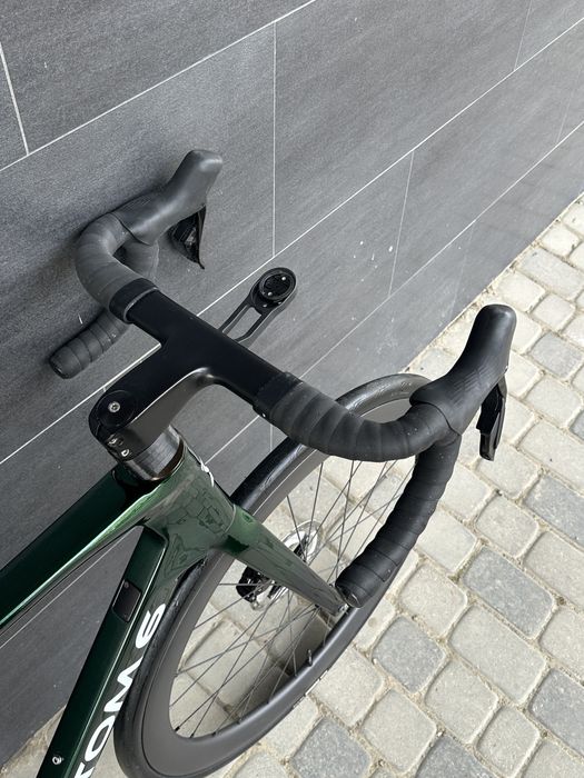 Топовий Бельгійський шосейник на 105 Di2 2/12 та карбон колесах