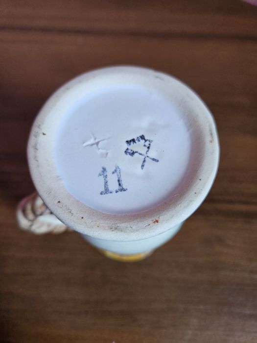 Старовинні декоративні глечики керамічні