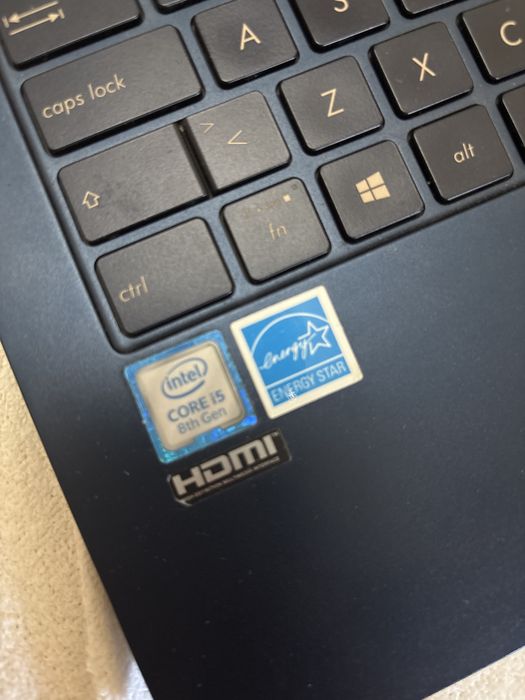 Asus Zen Book 14’’ i5