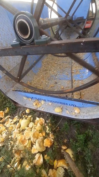 Продам гарбузяний комбайн саморобний
