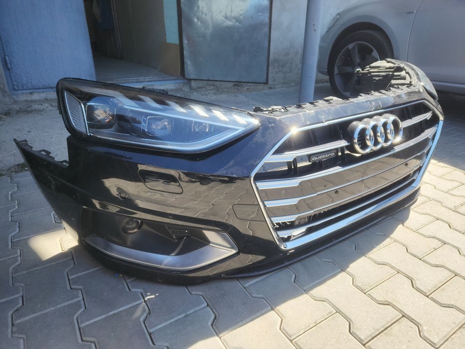 Бампер Audi A4 B9. Комплектний. Фари комплект. Audi A4 B9.